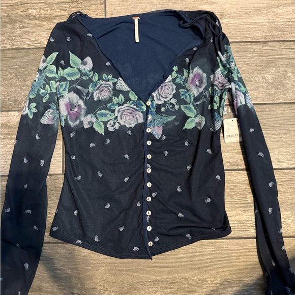 NWT Free People Home Grown Mesh Cardi - Picture 3 of 5